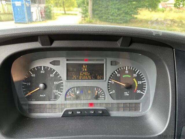 Chladírenská/mrazírenská přeprava Mercedes-Benz Atego 1222 L Kühl-LKW Klima