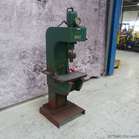 Hidrolik C-pres Compac MC-40-1D-3