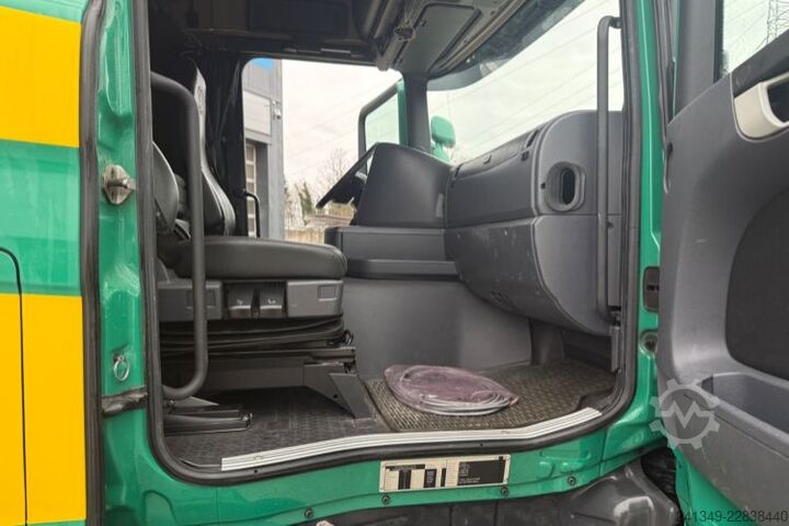 Lastbilmonteret kran SCANIA G490 6x2 PK18002-4