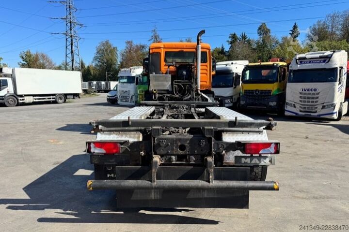Ladbil med udskifteligt lad MAN TGS 28.400 6x4-4
