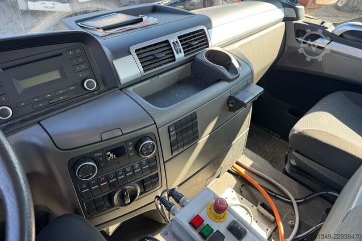 Ladbil med udskifteligt lad MAN TGS 28.400 6x4-4