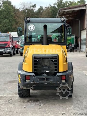 Hjullæsser KOMATSU WA 70-7 37 kW 2016 Gabel & Schaufel