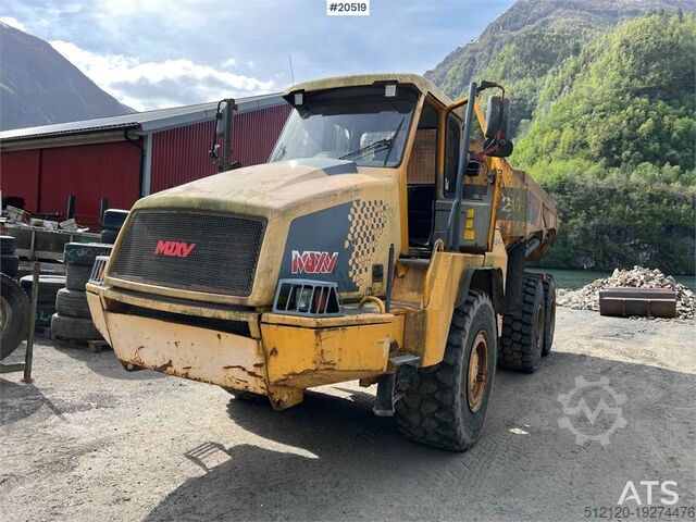 Kiepwagen Moxy MT26 w/ white plates. WATCH VIDEO