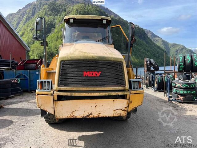 Kiepwagen Moxy MT26 w/ white plates. WATCH VIDEO