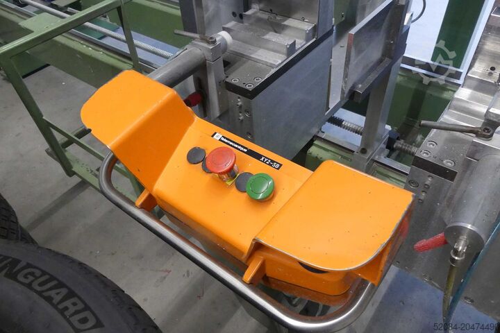 Profile cutting machine or circular saw Profil-Ablängmaschine 