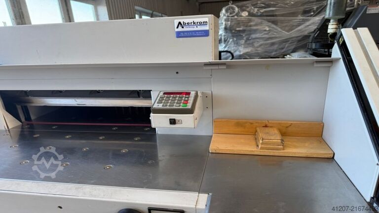Máquina de corte EBA 551 LT