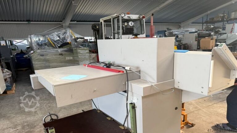 Máquina de corte EBA 551 LT