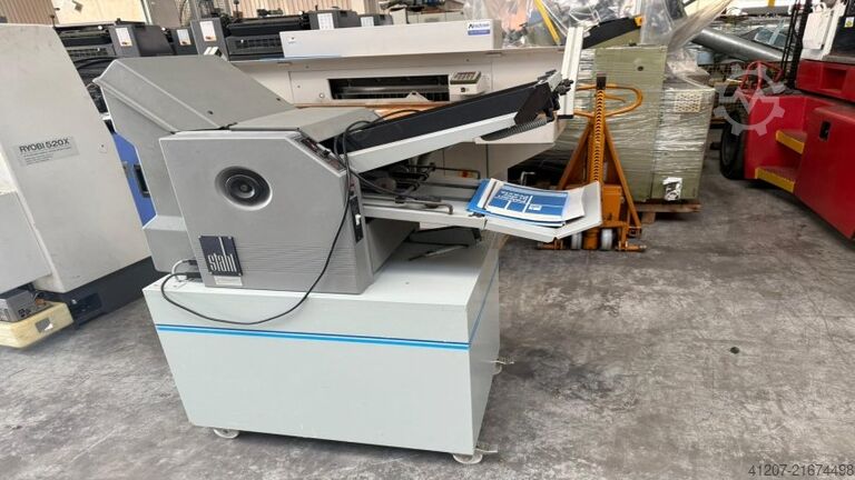 Máquina de dobrar Stahl T 32/2