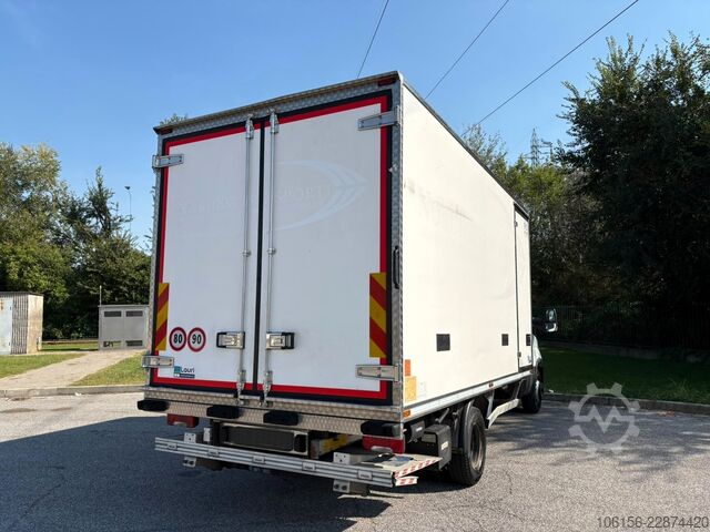Furgone isotermico frigorifero Iveco Daily 60