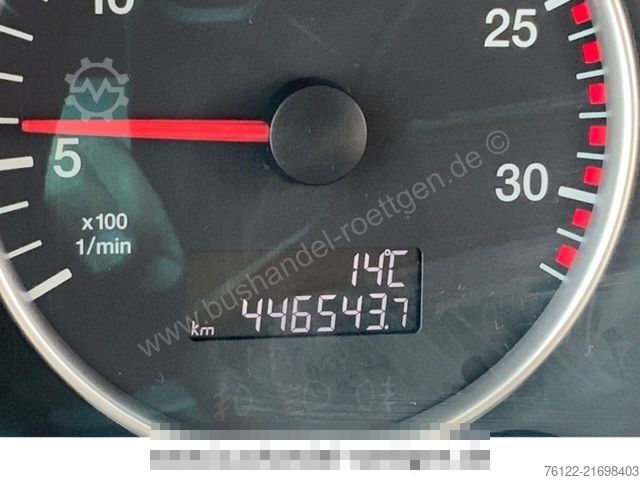 Tur otobüsü MAN R 08 Lions Coach/Tourismo/Travego/S517HD