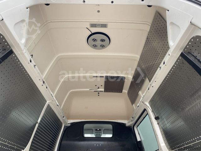 Dubă cu acoperiș înalt VOLKSWAGEN T6.1 Transporter Hochdach *Automatik 4MOTION* (1