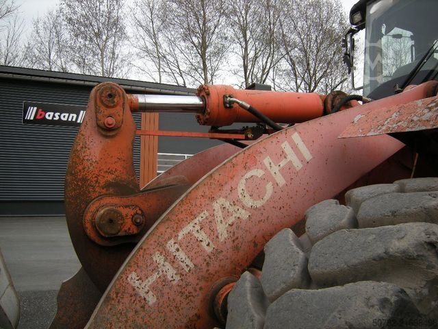 Încărcător pe roți HITACHI Radlader HITACHI ZW200