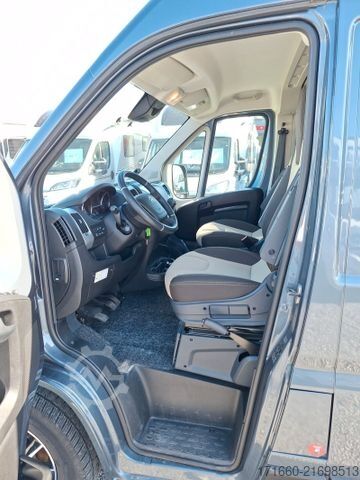 Autorulotă ROADCAR R 600 Citroen 140 PS Eisengrau met. *Markise*AHK