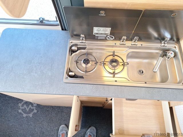 Autorulotă ROADCAR R 600 Citroen 140 PS Eisengrau met. *Markise*AHK