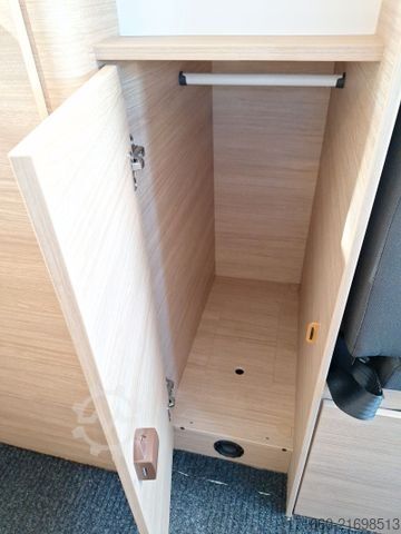 Autorulotă ROADCAR R 600 Citroen 140 PS Eisengrau met. *Markise*AHK