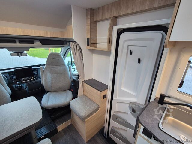 Autocaravana semi-integrada CHAUSSON S697 First Line *Markise*Solar*Fahrradträger