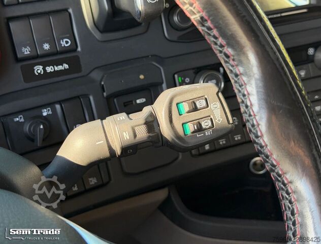 Caminhão frigorífico SCANIA S660 NGS V8 6X2 50 CC FRIGO COMBI FULL OPTIONS S