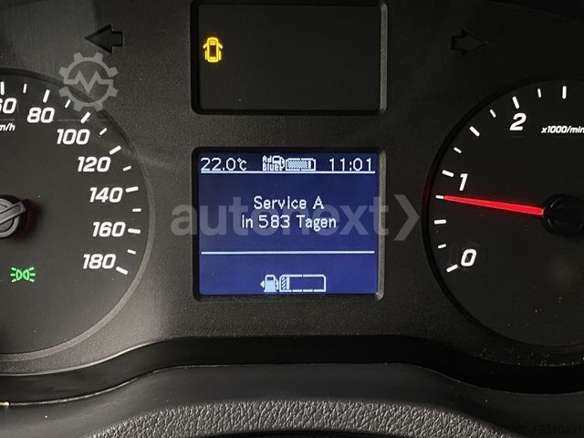 Bestelwagen MERCEDES-BENZ Sprinter 211 Kompakt *1.HAND* + AHK (4328)