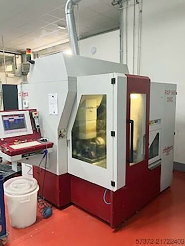 Mașină de frezat CNC cu 5 axe Röders RXP 500 DSC