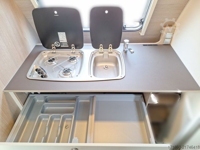 Karavan BÜRSTNER Premio Plus 410 TS SAT/ TV / Markise