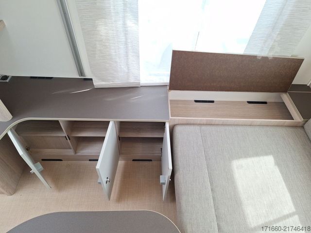 Karavan BÜRSTNER Premio Plus 410 TS SAT/ TV / Markise