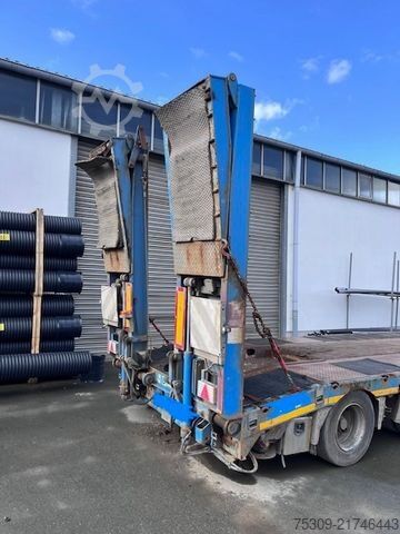 Dieplader oplegger SCHWARZMÜLLER 4 Achser - hydraulische Rampen - 3m möglich