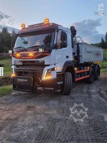 Tipper Volvo FMX 6x6 plow rigged dump truck w/ 9.5 t/m crane, 2