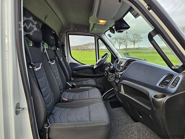 Valiză IVECO DAILY 35 S ac automaat EURO6