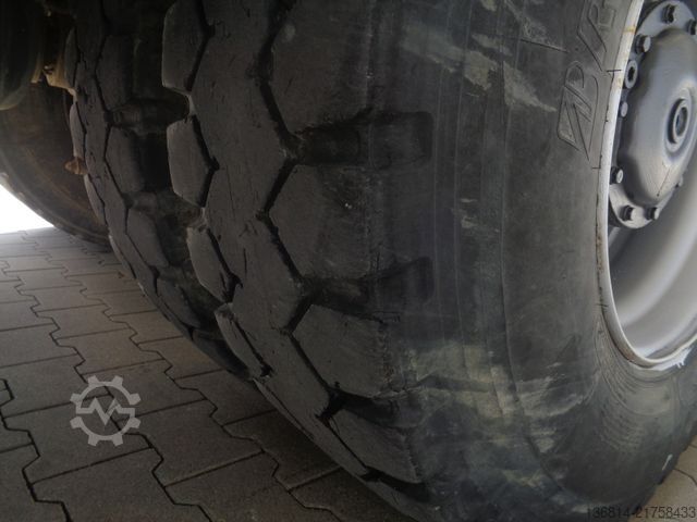 Tippbil MERCEDES-BENZ Arocs 3246 /Blattfederung/Bordmatik/Meiller