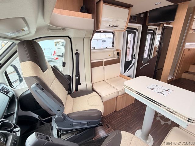 Halvintegrerad husbil FORSTER FT 745 EF *Einzelbetten-Hubbett-Face2Face*