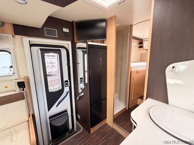 Halvintegrerad husbil FORSTER FT 745 EF *Einzelbetten-Hubbett-Face2Face*