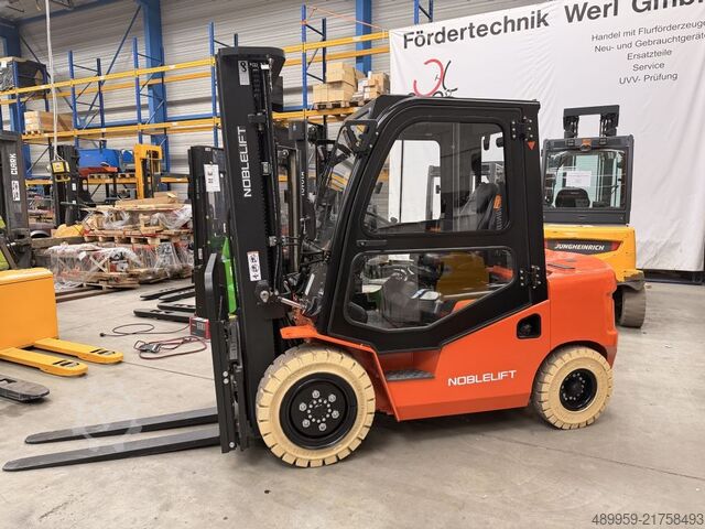 Diesel truckar Noblelift CPCD30T