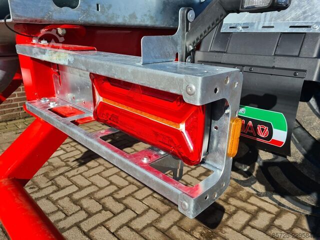 Aplikator doglebowy Vaia waterwagen MB 100