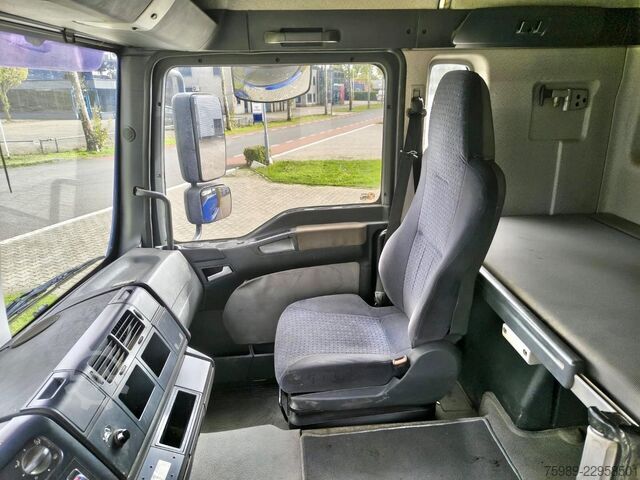 Walizka MAN TGA 26.430 6x2  695145 km original, RETARDER Go...