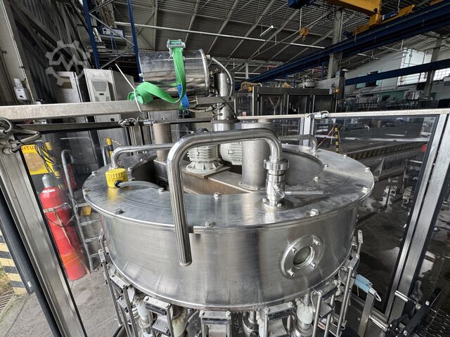 Riempitrice con 24 valvole per il riempimento a basso vuoto Bertolaso Cobert Ambra