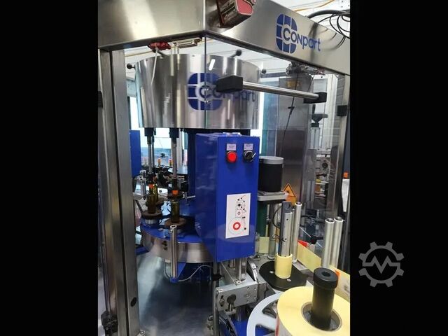 Afvullijn voor PET en glas voor wijn tot ca. 6000 flessen/uur. Eurostar/Conpart 