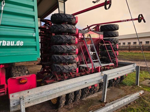 Zaaimachine Väderstad RD 600 P Drille