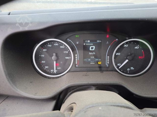 Driezijdige kipper bestelwagen IVECO 70C18 3-Seiten-Kipper, AHK, Klima