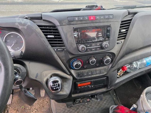 Driezijdige kipper bestelwagen IVECO 70C18 3-Seiten-Kipper, AHK, Klima