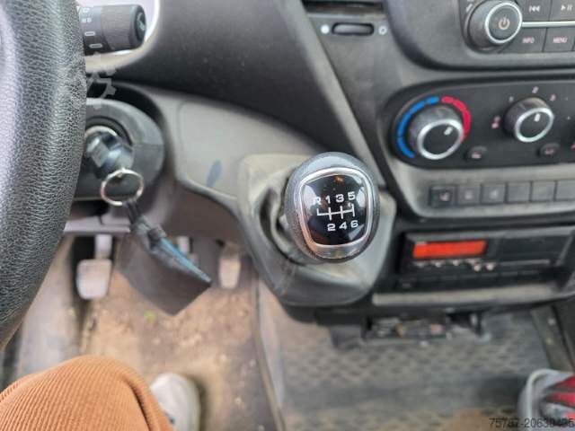 Driezijdige kipper bestelwagen IVECO 70C18 3-Seiten-Kipper, AHK, Klima