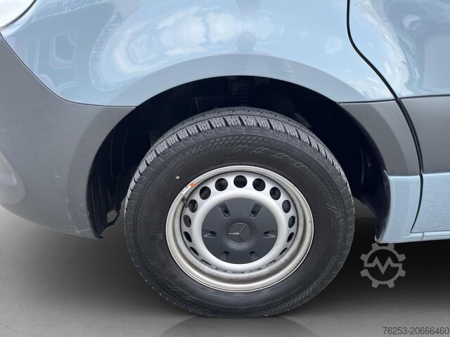 Pick-up bestelwagen Mercedes-Benz Sprinter 311 CDI DoKa Pritsche RS 3.665 MM AHK