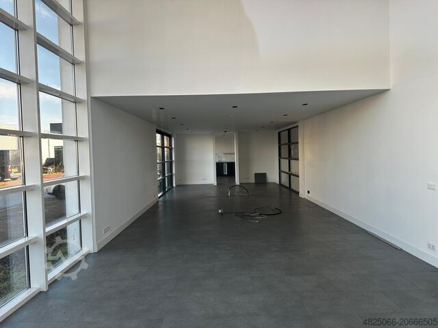 Pavilhão industrial (20 x 25 x 6,5 m) Resteel  