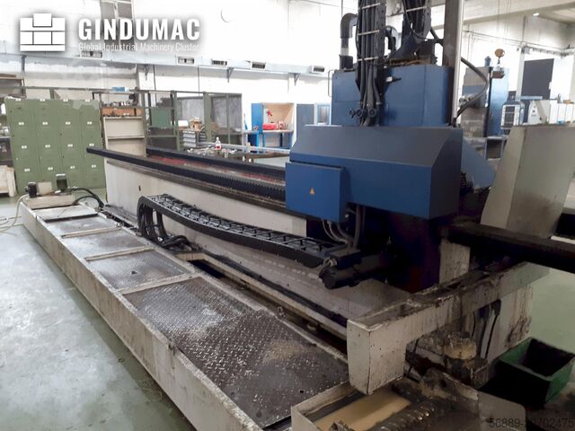 Rectificadora cilíndrica Reform AR 40/7