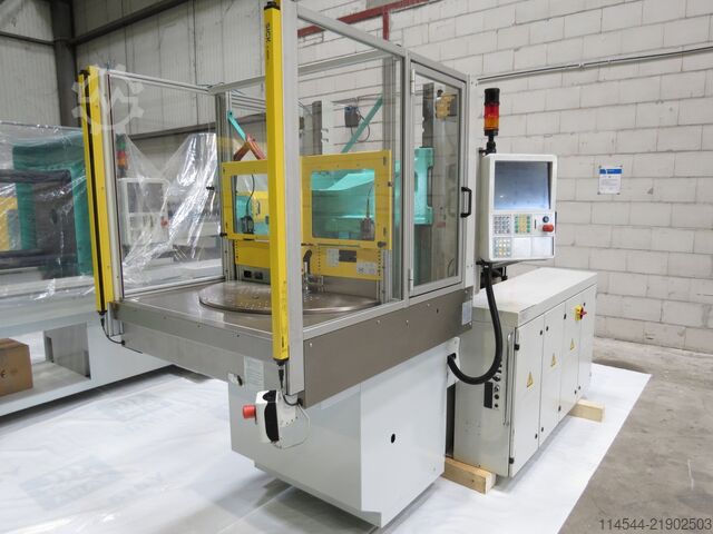 Macchina per stampaggio a iniezione ARBURG A 375 V (S&P 3773)