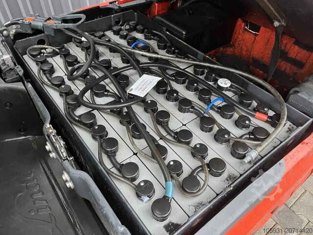 Elektrikli 3 tekerlekli forklift Linde E16C-02