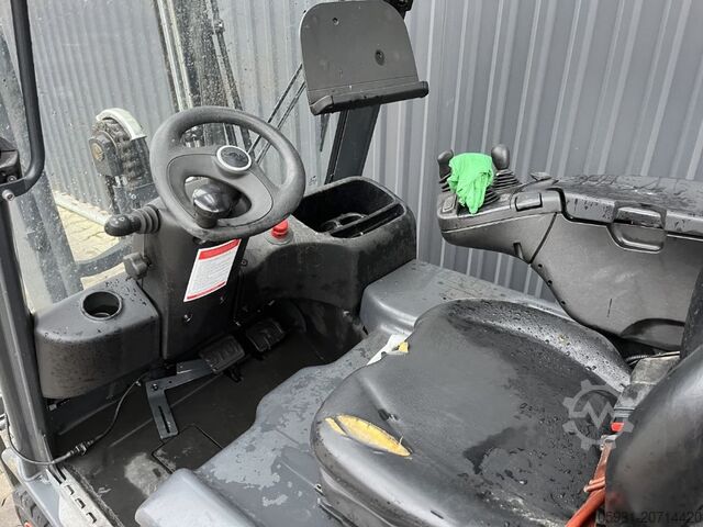 Elektrikli 3 tekerlekli forklift Linde E16C-02