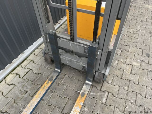 Yaya istifleyici Jungheinrich EJG112