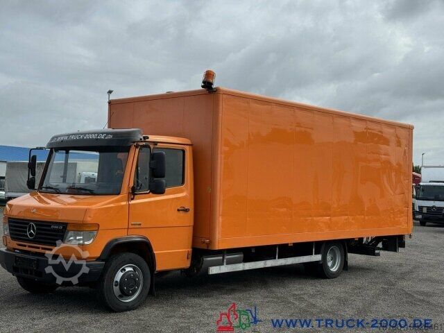 Vrachtwagen met bakwagen Mercedes-Benz 816 Vario Automatikgetriebe LBW 1.000Kg 3Sitze