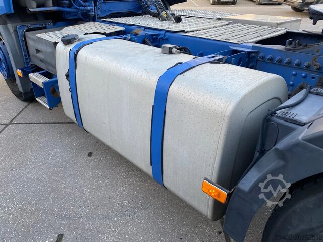 Standard tractor Volvo FH 13.420 Globetrotter / ADR + PTO / Stand Airco