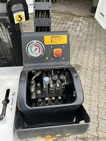 Bouwmachine TGT Robby 900 XL